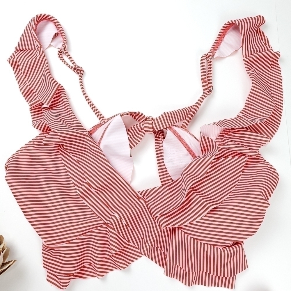 New Shein Red White Stripe 2 Pc Swimsuit Sz L - Picture 2 of 7